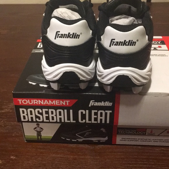 Youth Tournament Baseball Cleats - Size 11 - New - Picture 2 of 4